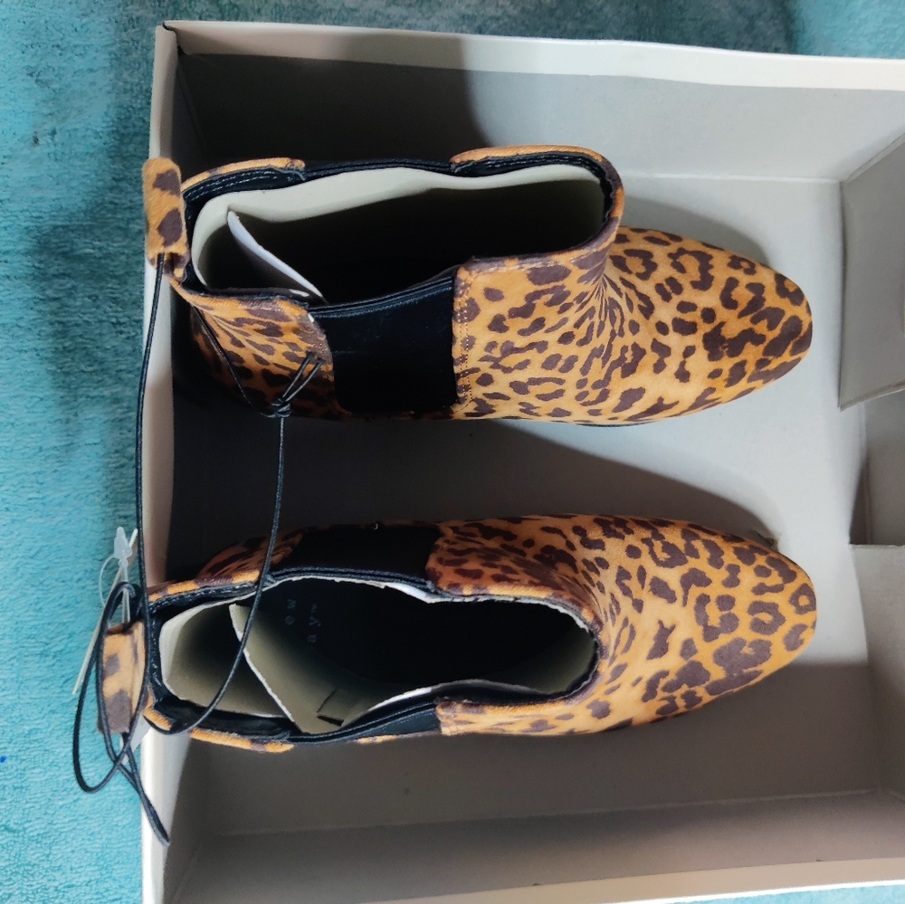 Leopard boots - Picture 3 of 5